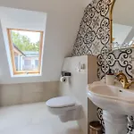 Rev-fueloep Panzio Bed & Breakfast